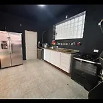 Casa Linda E Bem Localizada